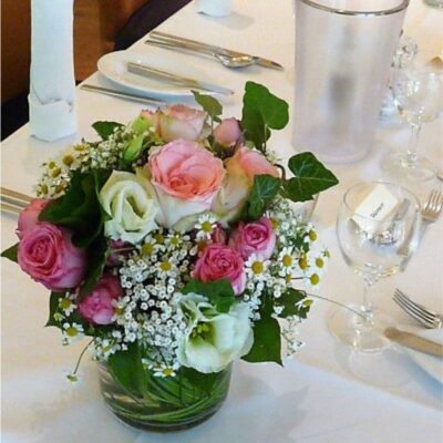 Zylinderglas mit Blumenstrauß, Freigeist Northeim